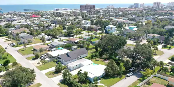729 6TH Street N
