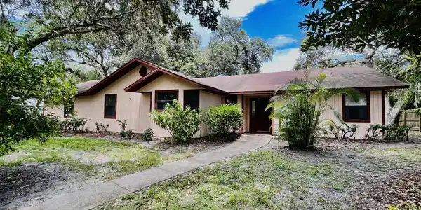 203 WOODLAND