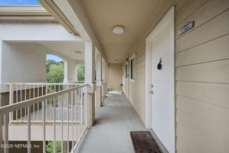 7 ARBOR CLUB Drive