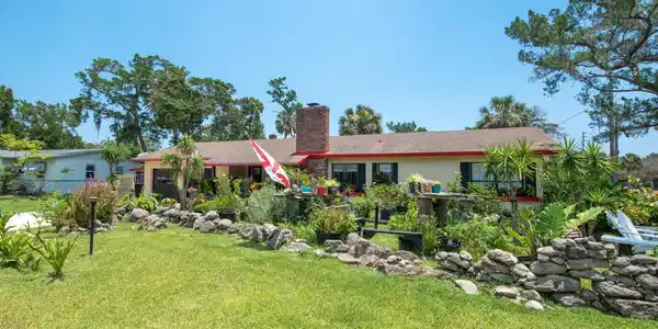 38 SOLANO
