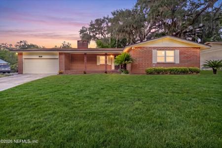 5333 JOHN REYNOLDS Drive