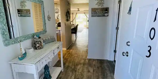 445 BOUCHELLE DR