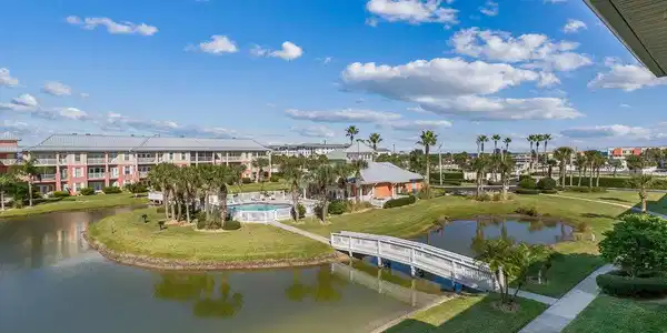 275 ATLANTIS Circle