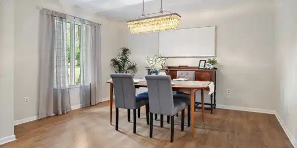 Image 3: 03-Dining Room
