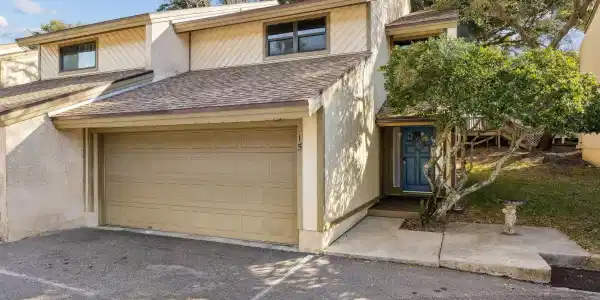 Image 4: 1-web-or-mls-14_3165 1st Ave Unit 15