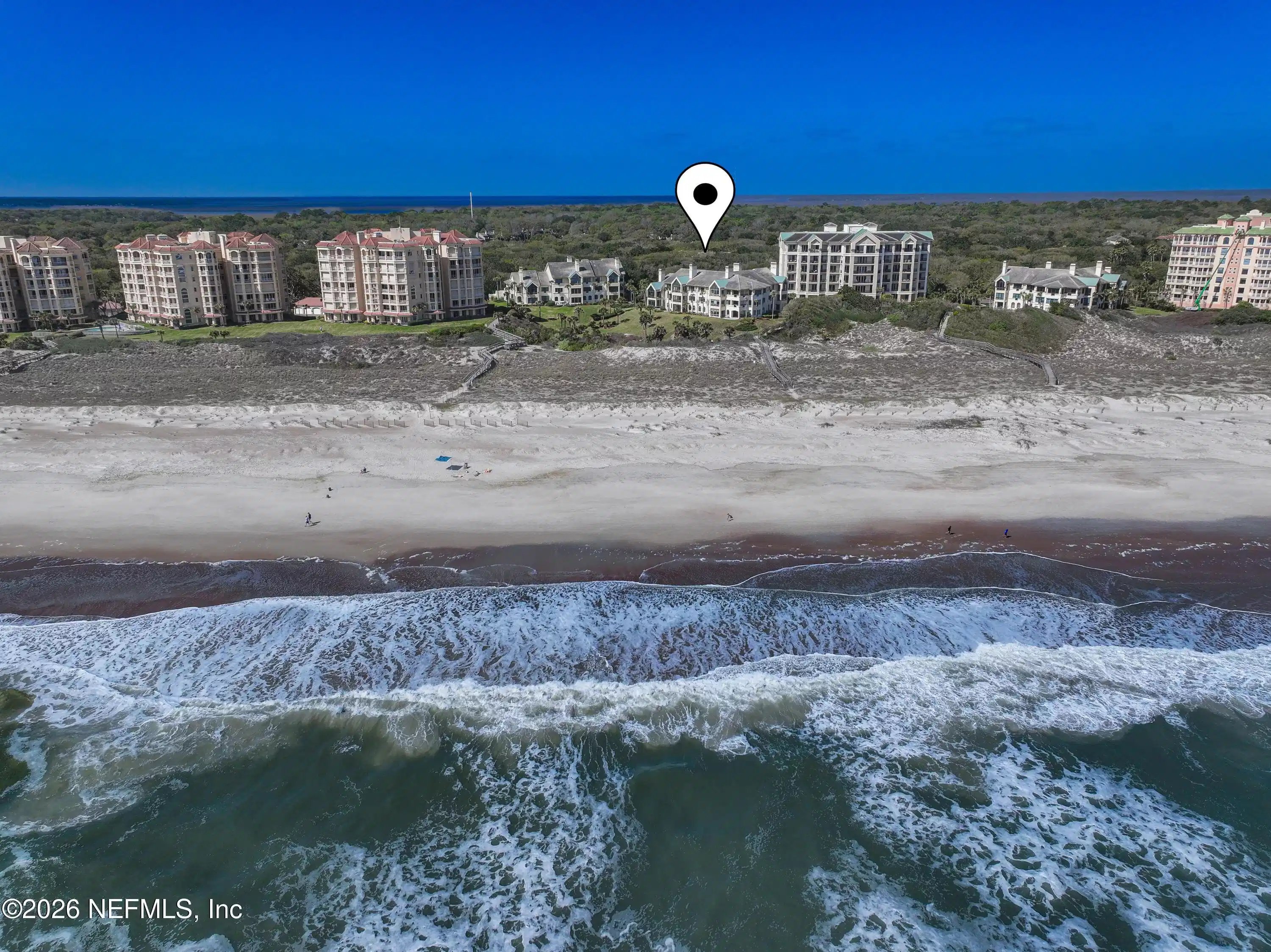Image 1: 2 2109 Beach Wood Rd_K2 Edit-24 with Ico