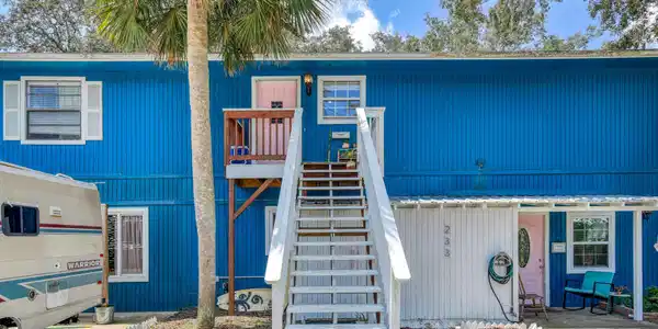233 DONDANVILLE Road