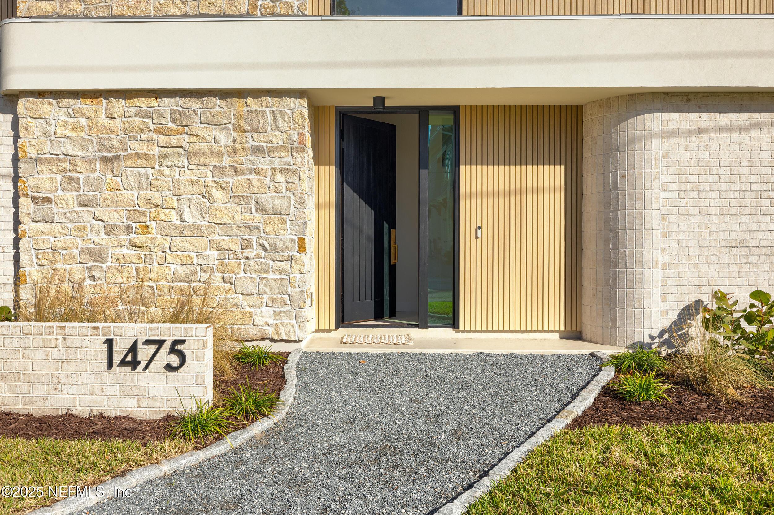 Image 4: updated exterior - 7