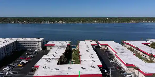 Image 2: 1-253-aerials-3
