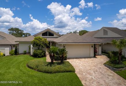 48 VILLAGE WALK