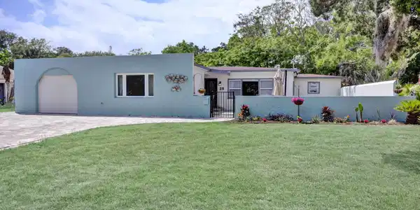 25 COQUINA Avenue