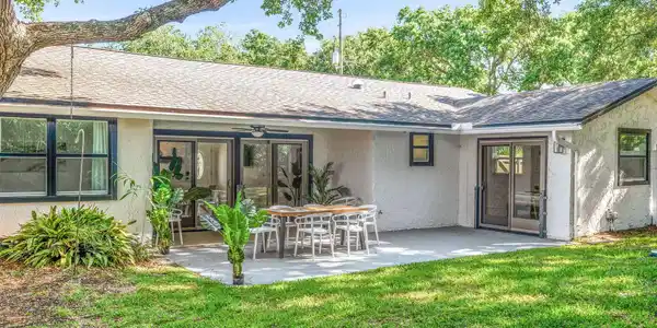 305 THIRD Street