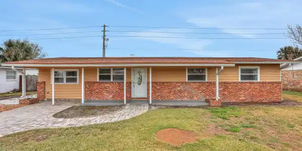 33 SANDRA Drive