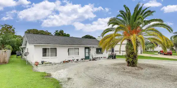 5419 4TH Street