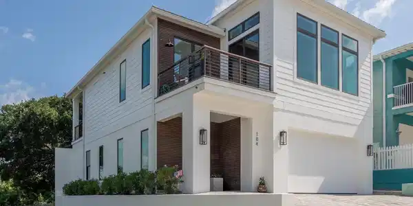 104 SEYCHELLES Court