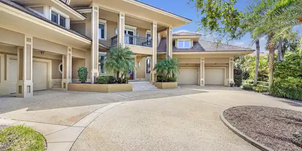 Image 2: Front of House