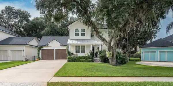 313 HIGH TIDE Drive