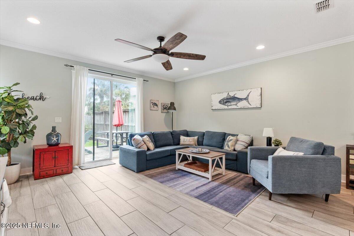 Image 2: Living Room