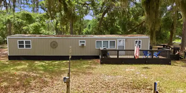 1402 IAN Drive