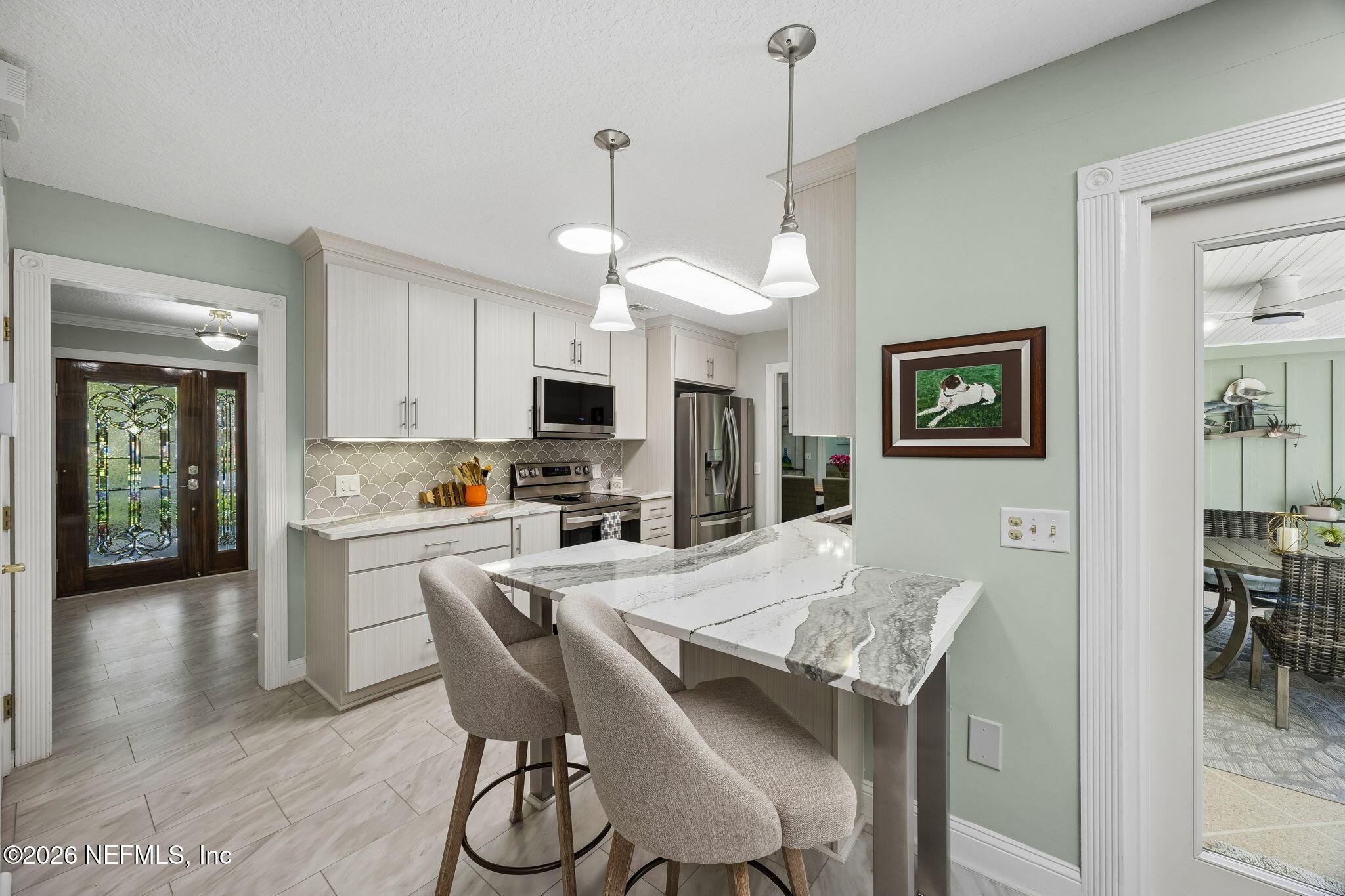 Image 4: 29-web-or-mls-1428 Plantation Oaks Ln (3