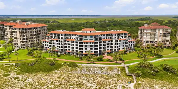 1657 SEA DUNES Place