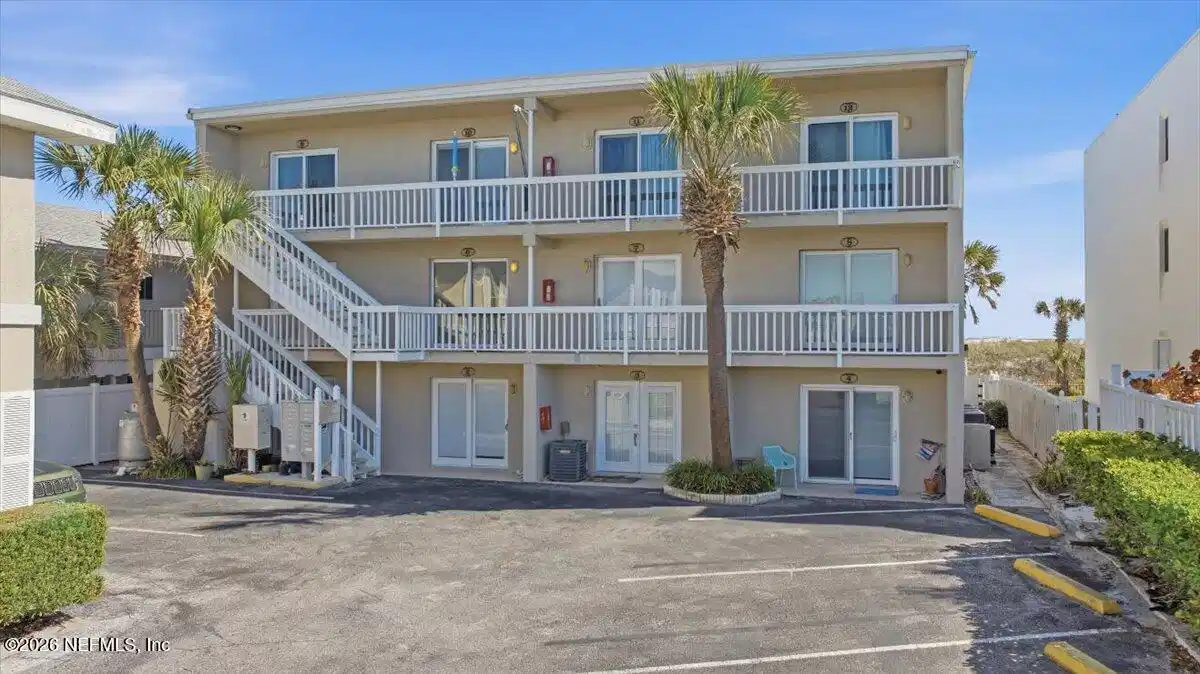 Image 1: 01-Exterior Front