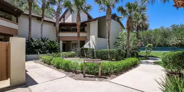 2322 BOXWOOD Lane