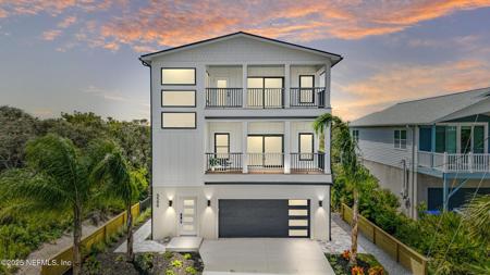 5599 PELICAN Way