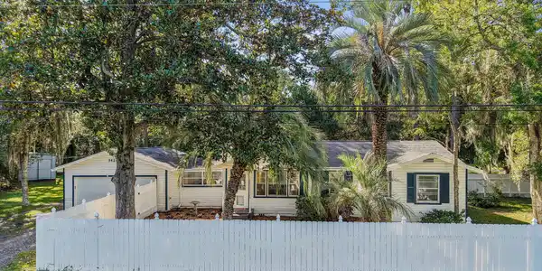 Image 2: 43-web-or-mls-942611 Old Nassauville Rd-