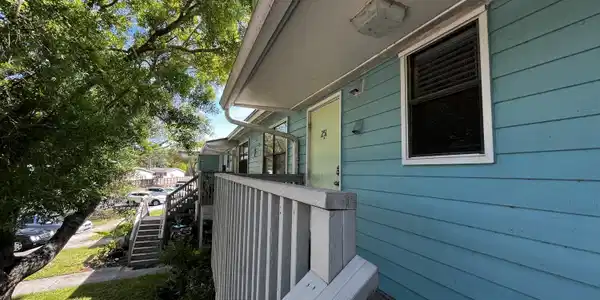 650 W POPE Road