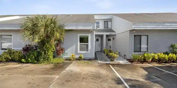 3904 WINDJAMMER Lane