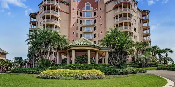 707 OCEAN CLUB Drive