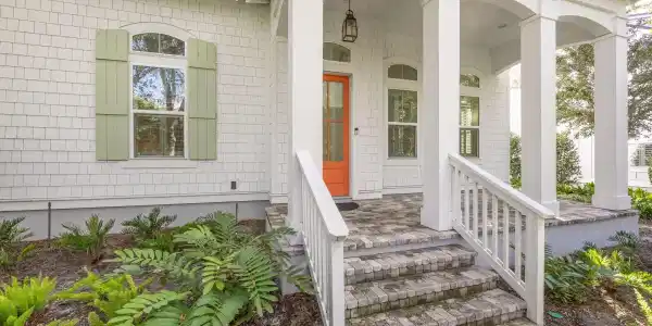 1505 LAKESIDE Court