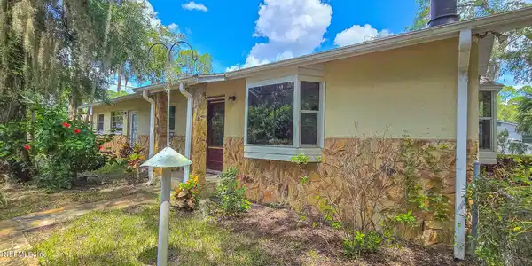 Image 2: Front of home