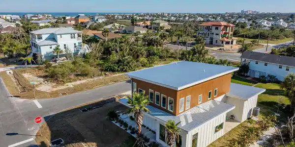 28 FLAGLER Drive