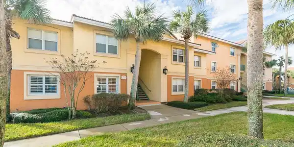 102 LAGUNA VILLAS Boulevard