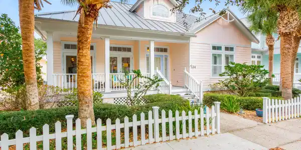 124 ISLAND COTTAGE Way