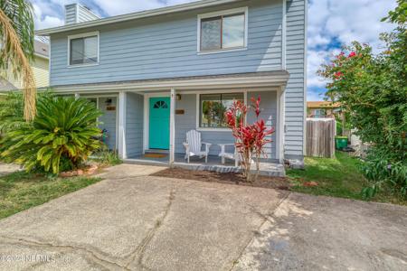 539 UPPER 8TH Avenue S
