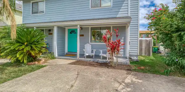 539 UPPER 8TH Avenue S