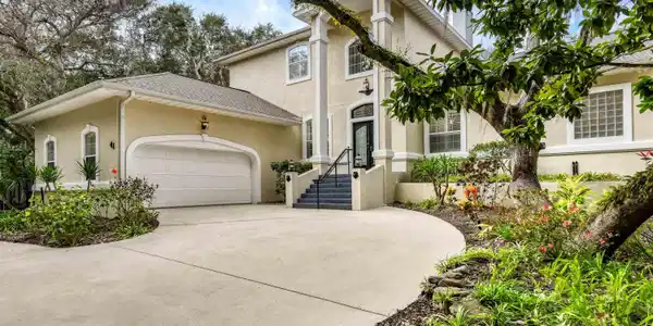 41 OCEAN PINES Drive