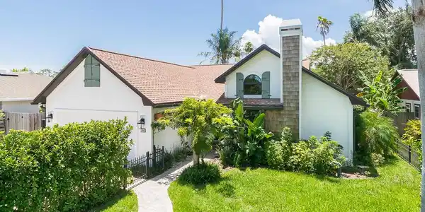 48 JEFFERSON Avenue