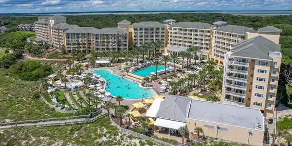 404 BEACHSIDE Place