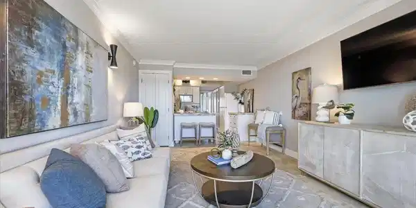 Image 4: 04-Living Room to Kitchen