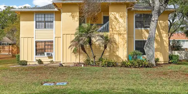 34 BRIGANTINE Court