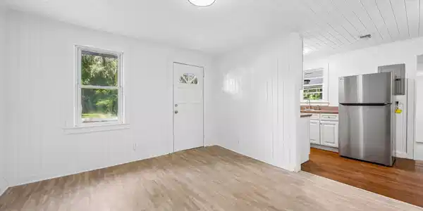 Image 3: Family Room