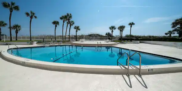 Image 3: Pool Area