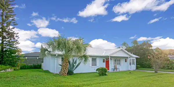 258 TROPIC Way