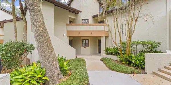 2341 BOXWOOD Lane