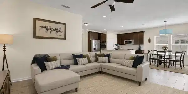 97150 HARBOR CONCOURSE Circle