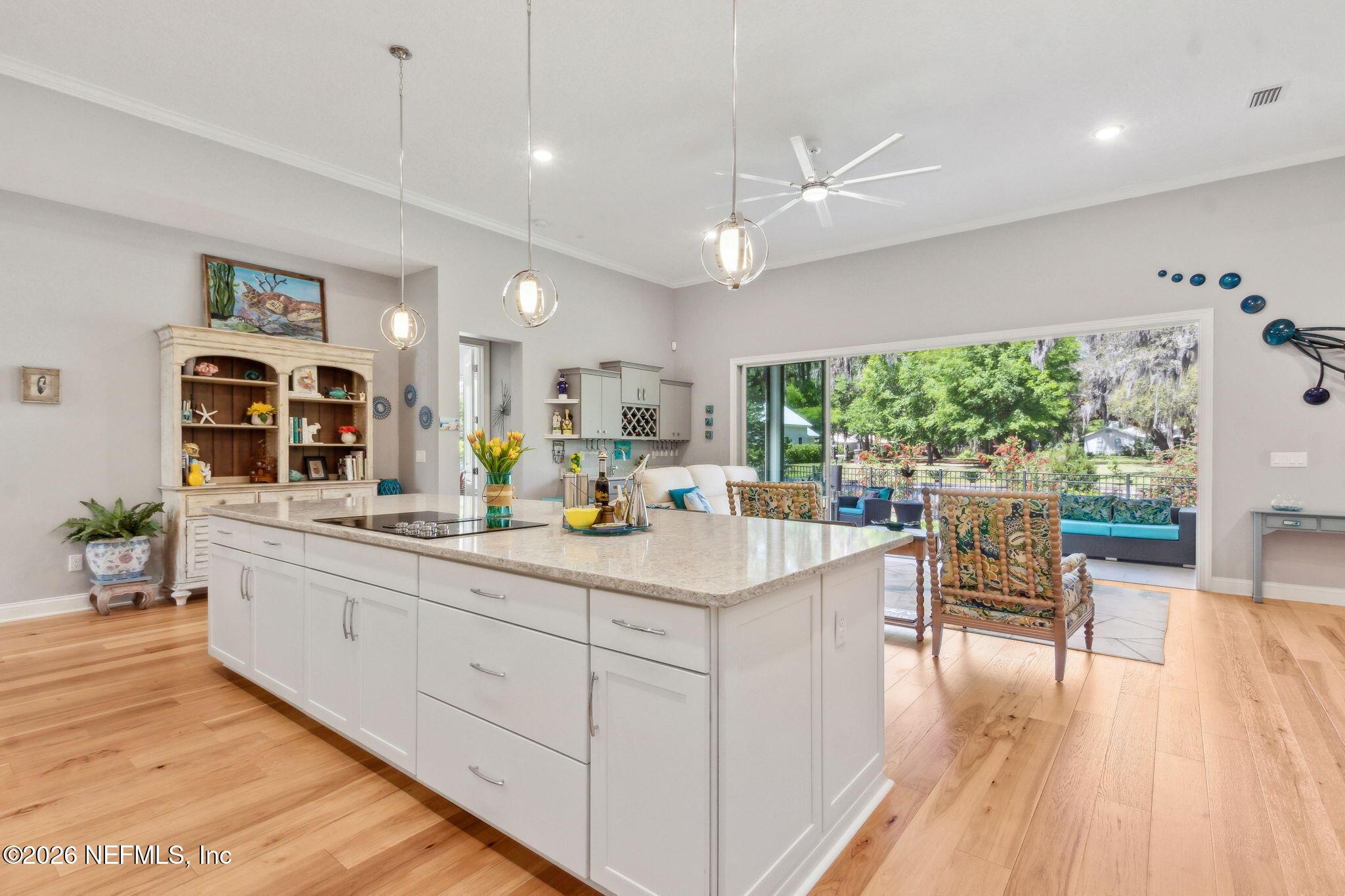 Image 3: 11-web-or-mls-28_96133 Oyster Bay Dr